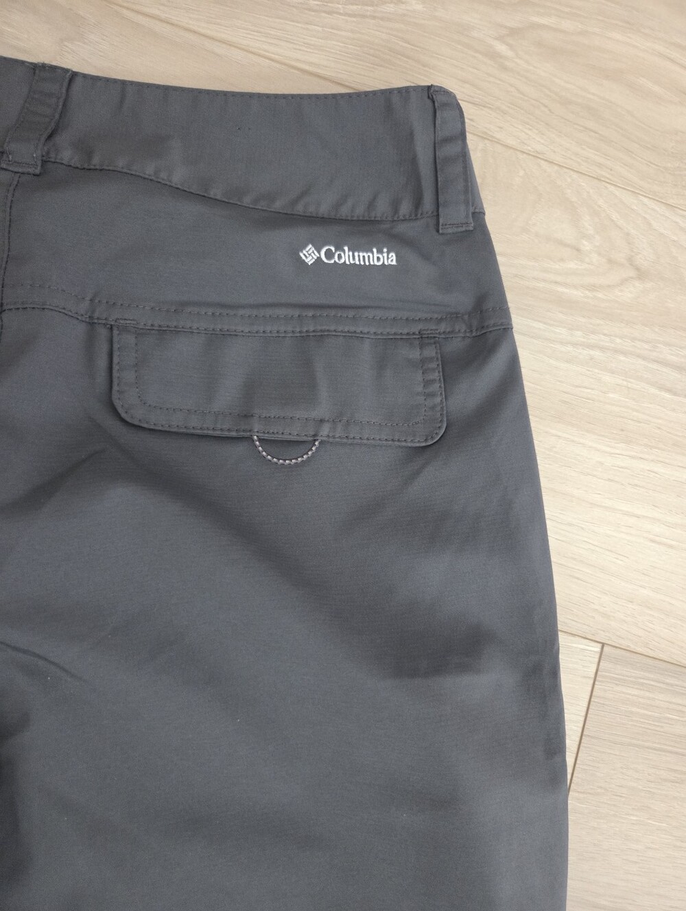 Columbia Hiking Pants - Picture 6 of 6